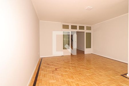 Sala de estar de casa para alugar com 4 quartos, 370m² em Chácara das Pedras, Porto Alegre