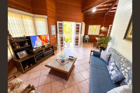 Sala de TV de casa para alugar com 3 quartos, 220m² em Ingleses do Rio Vermelho, Florianópolis