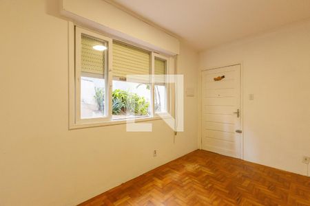 Sala de apartamento para alugar com 2 quartos, 42m² em Rio Branco, Porto Alegre