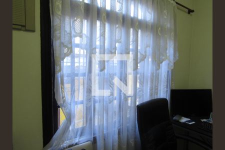 Escritório de casa para alugar com 3 quartos, 300m² em Novo Osasco, Osasco