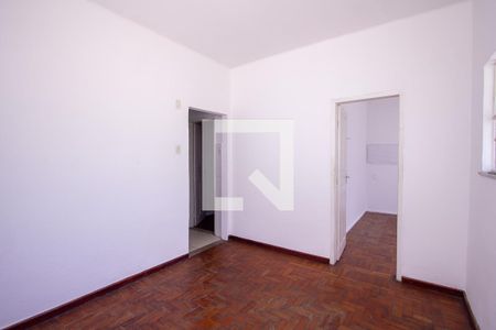Sala de casa para alugar com 3 quartos, 265m² em Porto Novo, São Gonçalo