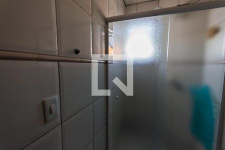 Banheiro da Suíte 2 de apartamento à venda com 2 quartos, 56m² em Jardim Santo Alberto, Santo André