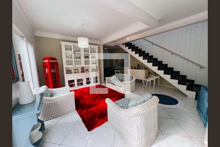 Casa à venda com 4 quartos, 587m² em Vila Curuçá, Santo André