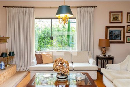 Casa à venda com 4 quartos, 402m² em Santo Amaro, São Paulo