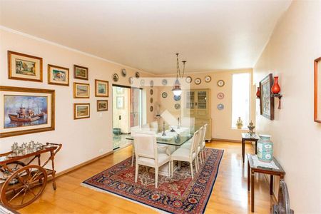 Casa à venda com 4 quartos, 402m² em Santo Amaro, São Paulo