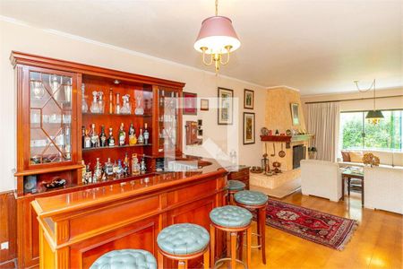 Casa à venda com 4 quartos, 402m² em Santo Amaro, São Paulo