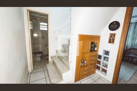 Escada de casa para alugar com 3 quartos, 190m² em Imirim, São Paulo
