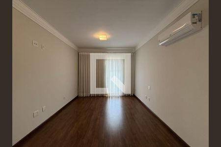 Casa à venda com 4 quartos, 273m² em Swiss Park, Campinas