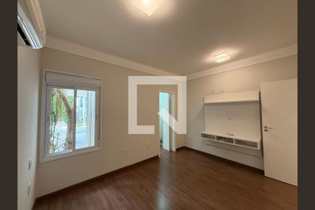 Casa à venda com 4 quartos, 273m² em Swiss Park, Campinas