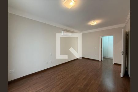 Casa à venda com 4 quartos, 273m² em Swiss Park, Campinas