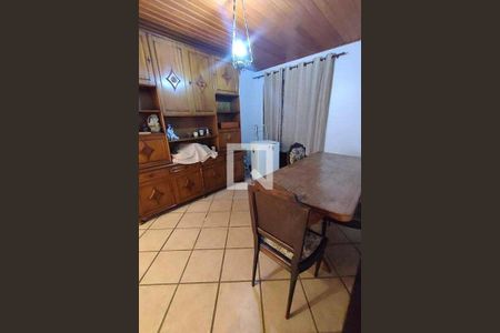 Casa à venda com 4 quartos, 190m² em Olaria, Rio de Janeiro