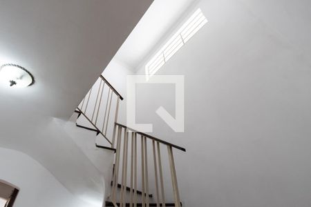 Sala de casa à venda com 4 quartos, 200m² em Vila Romana, São Paulo