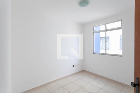 Quarto 1 de apartamento para alugar com 3 quartos, 72m² em Arvoredo, Contagem