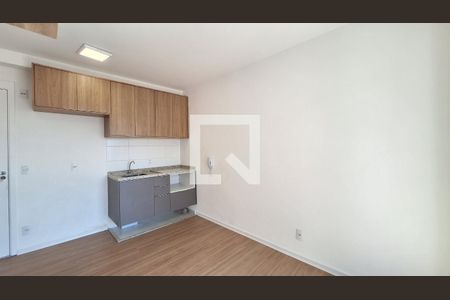 Sala/Cozinha de apartamento à venda com 1 quarto, 39m² em Água Branca, São Paulo