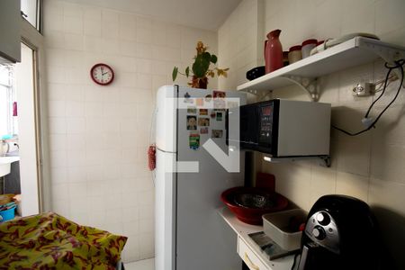 Cozinha de apartamento para alugar com 2 quartos, 82m² em Rocha, São Gonçalo