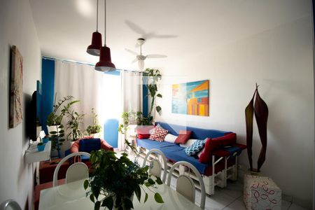 Sala de apartamento para alugar com 2 quartos, 82m² em Rocha, São Gonçalo
