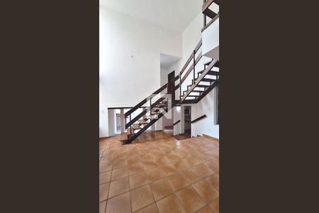 Apartamento para alugar com 4 quartos, 275m² em Jardim Ampliacao, São Paulo