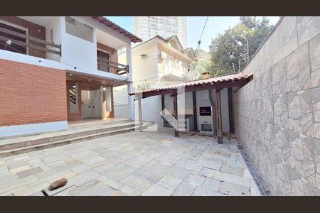 Apartamento para alugar com 4 quartos, 275m² em Jardim Ampliacao, São Paulo