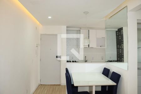 Sala de apartamento para alugar com 2 quartos, 45m² em Parque Rincao, Cotia