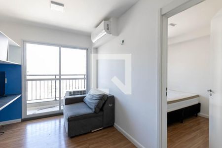 Sala/Cozinha de apartamento à venda com 1 quarto, 28m² em República, São Paulo