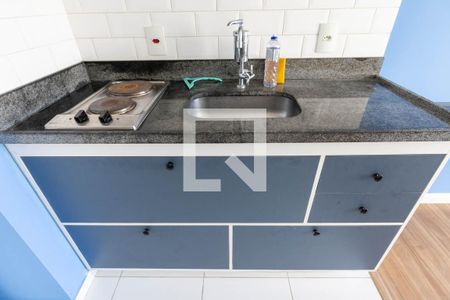 Sala/Cozinha de apartamento à venda com 1 quarto, 28m² em República, São Paulo