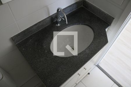 Banheiro de apartamento à venda com 1 quarto, 52m² em Água Branca, São Paulo
