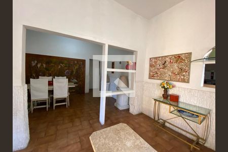 Sala de casa de condomínio para alugar com 4 quartos, 284m² em Centro, Niterói