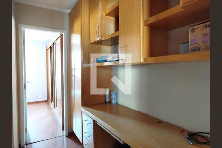 Hall interno de casa à venda com 2 quartos, 100m² em Vila Carrão, São Paulo