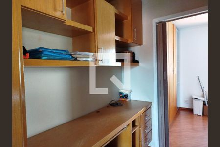 Hall interno de casa à venda com 2 quartos, 100m² em Vila Carrão, São Paulo