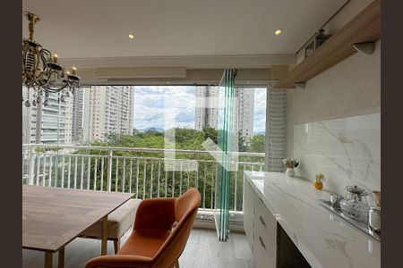 Varanda de apartamento à venda com 2 quartos, 63m² em Vila Anastácio, São Paulo