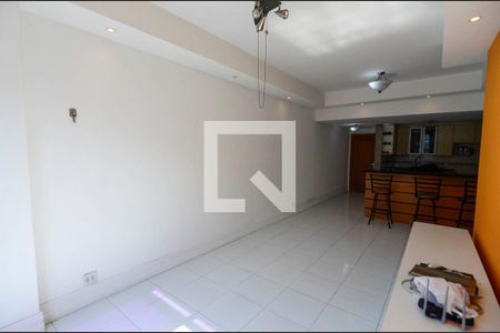 Sala de apartamento à venda com 2 quartos, 80m² em Tijuca, Rio de Janeiro