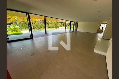 Casa à venda com 5 quartos, 1280m² em Barra da Tijuca, Rio de Janeiro