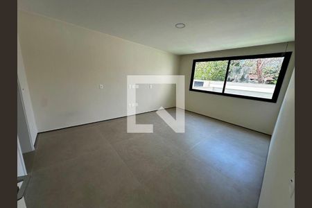 Casa à venda com 5 quartos, 1280m² em Barra da Tijuca, Rio de Janeiro