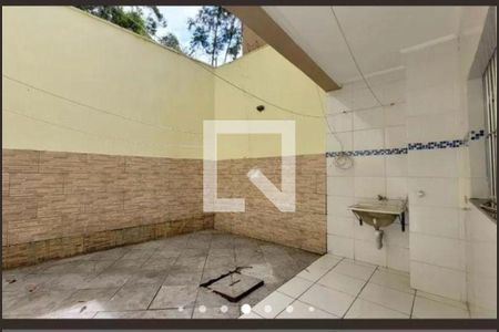 Casa à venda com 3 quartos, 110m² em Jardim Las Vegas, Santo André