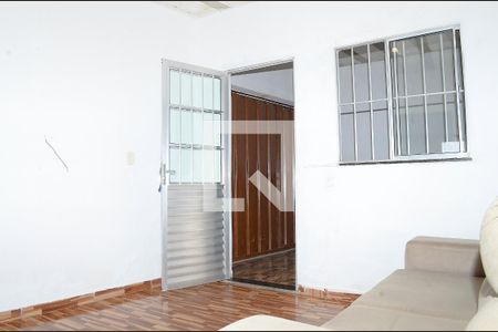 Sala de casa para alugar com 2 quartos, 250m² em Ribeiro de Abreu, Belo Horizonte