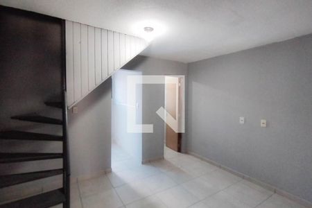 Sala de casa de condomínio para alugar com 2 quartos, 58m² em Igara, Canoas