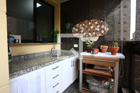 Varanda gourmet de apartamento à venda com 3 quartos, 220m² em Vila Suzana, São Paulo