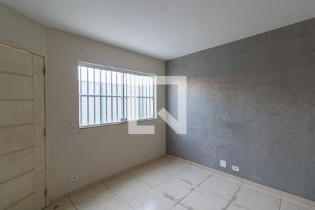 Sala/Cozinha de casa de condomínio à venda com 2 quartos, 70m² em Vila Ré, São Paulo