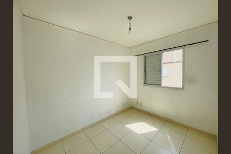Quarto 2 de apartamento para alugar com 2 quartos, 51m² em Parque Industrial Cumbica, Guarulhos