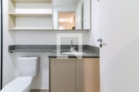 Banheiro de apartamento à venda com 1 quarto, 24m² em Vila Butantã, São Paulo