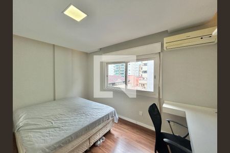 Quarto de apartamento à venda com 1 quarto, 60m² em Centro, São Leopoldo