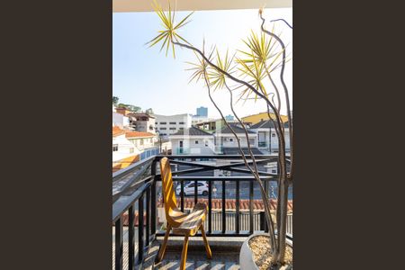 Sacada de casa para alugar com 3 quartos, 190m² em Vila Mazzei, São Paulo