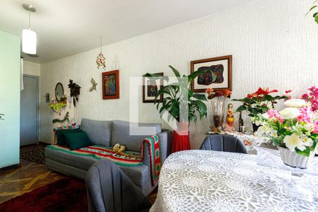 Sala de apartamento à venda com 2 quartos, 60m² em Jardim do Salso, Porto Alegre