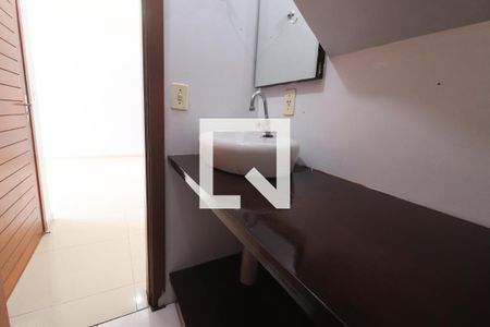 Lavabo de casa de condomínio para alugar com 3 quartos, 126m² em Rondônia, Novo Hamburgo