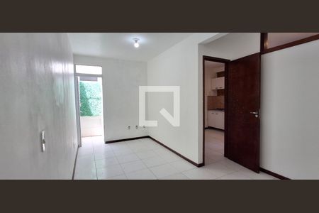 Quarto de apartamento para alugar com 1 quarto, 41m² em Rio Tavares, Florianópolis