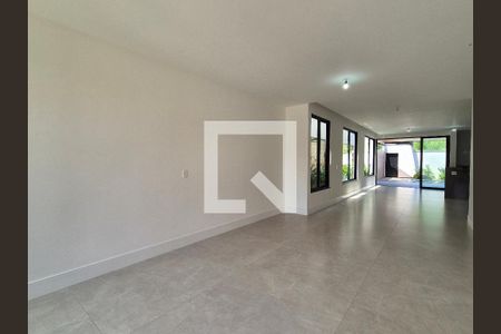 Sala de casa de condomínio à venda com 5 quartos, 440m² em Vargem Grande, Rio de Janeiro