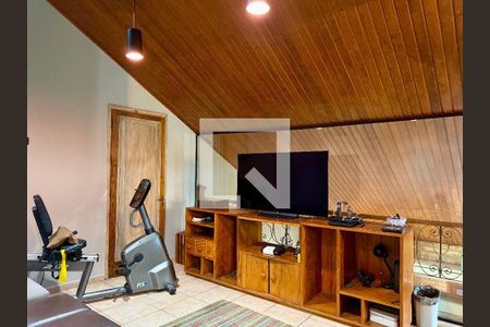 Casa à venda com 4 quartos, 316m² em Vila Madalena, São Paulo