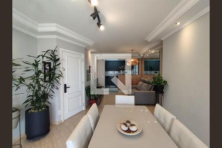 Sala de apartamento à venda com 3 quartos, 104m² em Vila Gumercindo, São Paulo