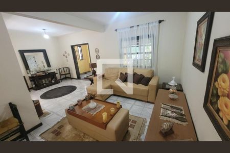 Casa à venda com 3 quartos, 360m² em Vargem Grande, Rio de Janeiro