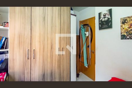 Quarto 1 de apartamento à venda com 3 quartos, 74m² em Teresópolis, Porto Alegre